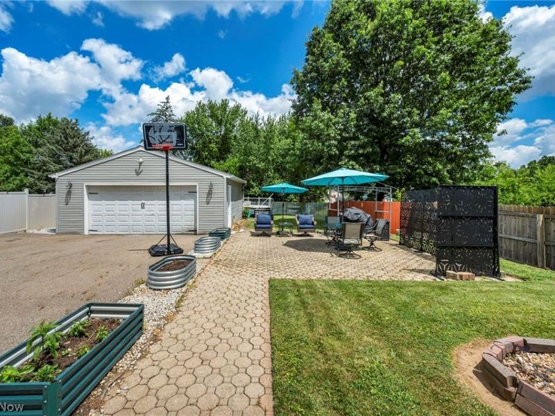 4885 Lynncrest Street SW, Canton, OH 44706 Photo 37