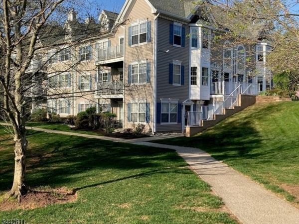 609 Magnolia Ln Ondo, Branchburg, NJ 08876