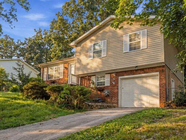 2974 E Freedom Circle, Ooltewah, TN 37363