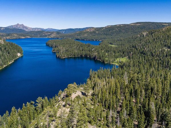 Henness Pass Road, Truckee, CA 96126