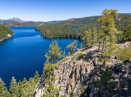 Henness Pass Road, Truckee, CA 96126 Photo