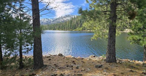 Henness Pass Road, Truckee, CA 96126 Photo