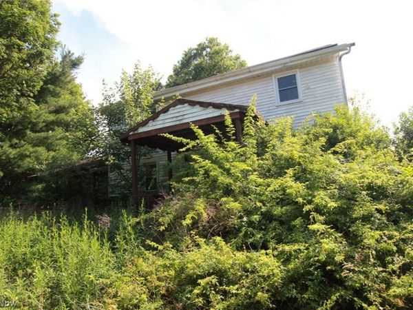 14413 Ellsworth Road , Berlin Center, OH 44401