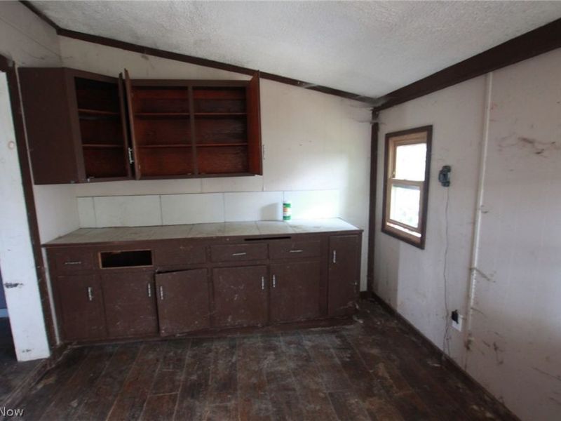 14413 Ellsworth Road, Berlin Center, OH 44401 Photo 5