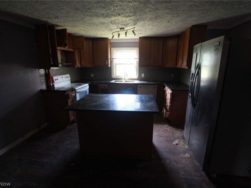 14413 Ellsworth Road, Berlin Center, OH 44401 Photo 6