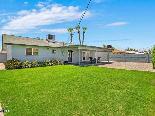 26 W ERIE Drive, Tempe, AZ 85282
