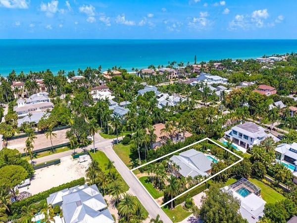 239 1st AVE S, NAPLES, FL 34102