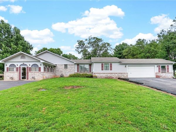 20 Bakers Road , Russellville, AR 72802