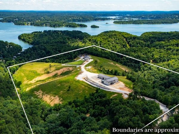 10257 Broken Bow Trail, Rogers, AR 72756