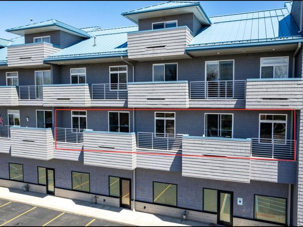 529 Miller Drive, Unit 202, Grand Haven, MI 49417