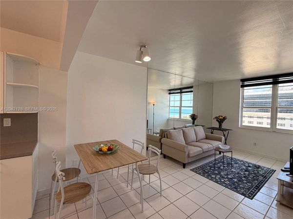 100 Lincoln Rd , Unit 1025, Miami Beach, FL 33139