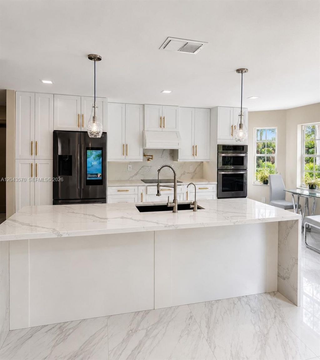 85 Gables Blvd, Unit -, Weston, FL 33326 Photo