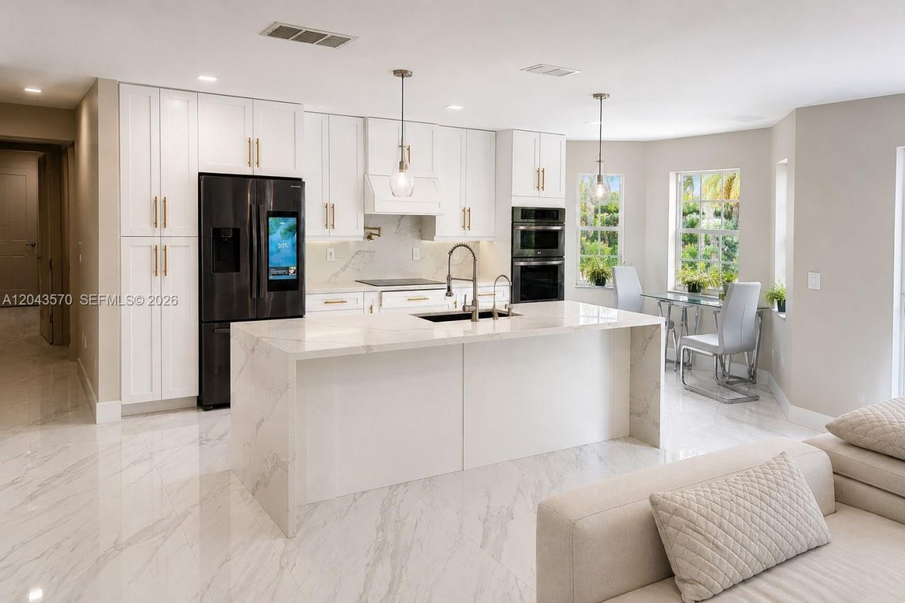 85 Gables Blvd, Unit -, Weston, FL 33326 Photo