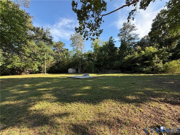 88 Seahawk Road, Urbanna, VA 23175