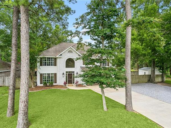 710 KIMBERLY ANN Circle, Mandeville, LA 70471
