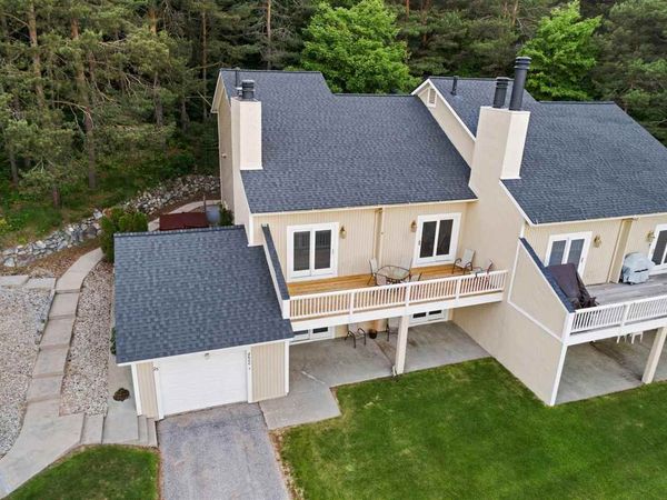 4680 Camelot Drive, Unit 23, Harbor Springs, MI 49740