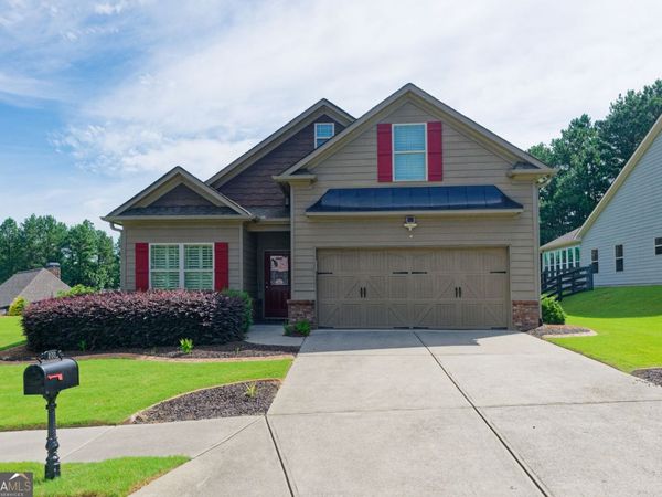 103 Hawthorne Ridge Circle, Dallas, GA 30132