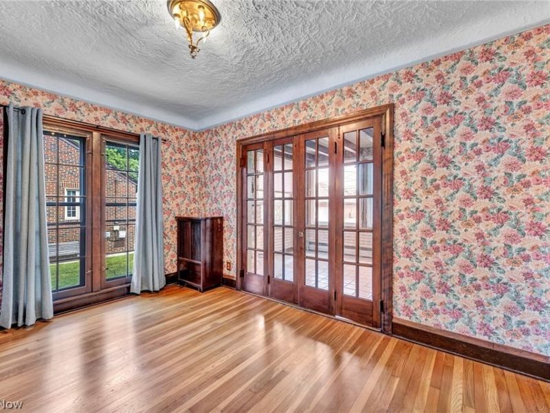 17120 Greenwood Avenue, Cleveland, OH 44111 Photo 10
