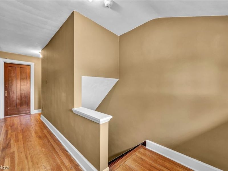 17120 Greenwood Avenue, Cleveland, OH 44111 Photo 15
