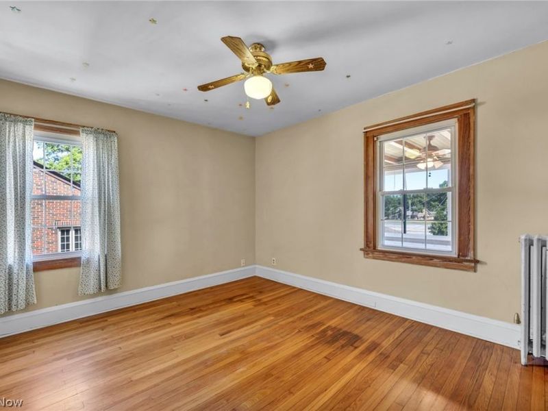 17120 Greenwood Avenue, Cleveland, OH 44111 Photo 16