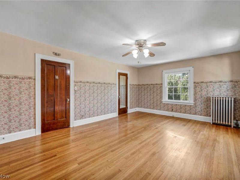 17120 Greenwood Avenue, Cleveland, OH 44111 Photo 18