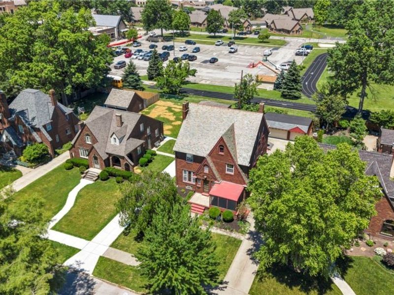 17120 Greenwood Avenue, Cleveland, OH 44111 Photo 42