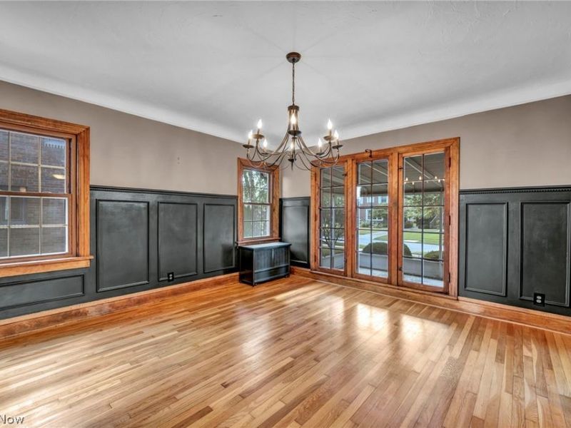 17120 Greenwood Avenue, Cleveland, OH 44111 Photo 9