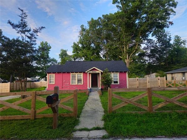 6658 Marsh Avenue , Lithia Springs, GA 30122