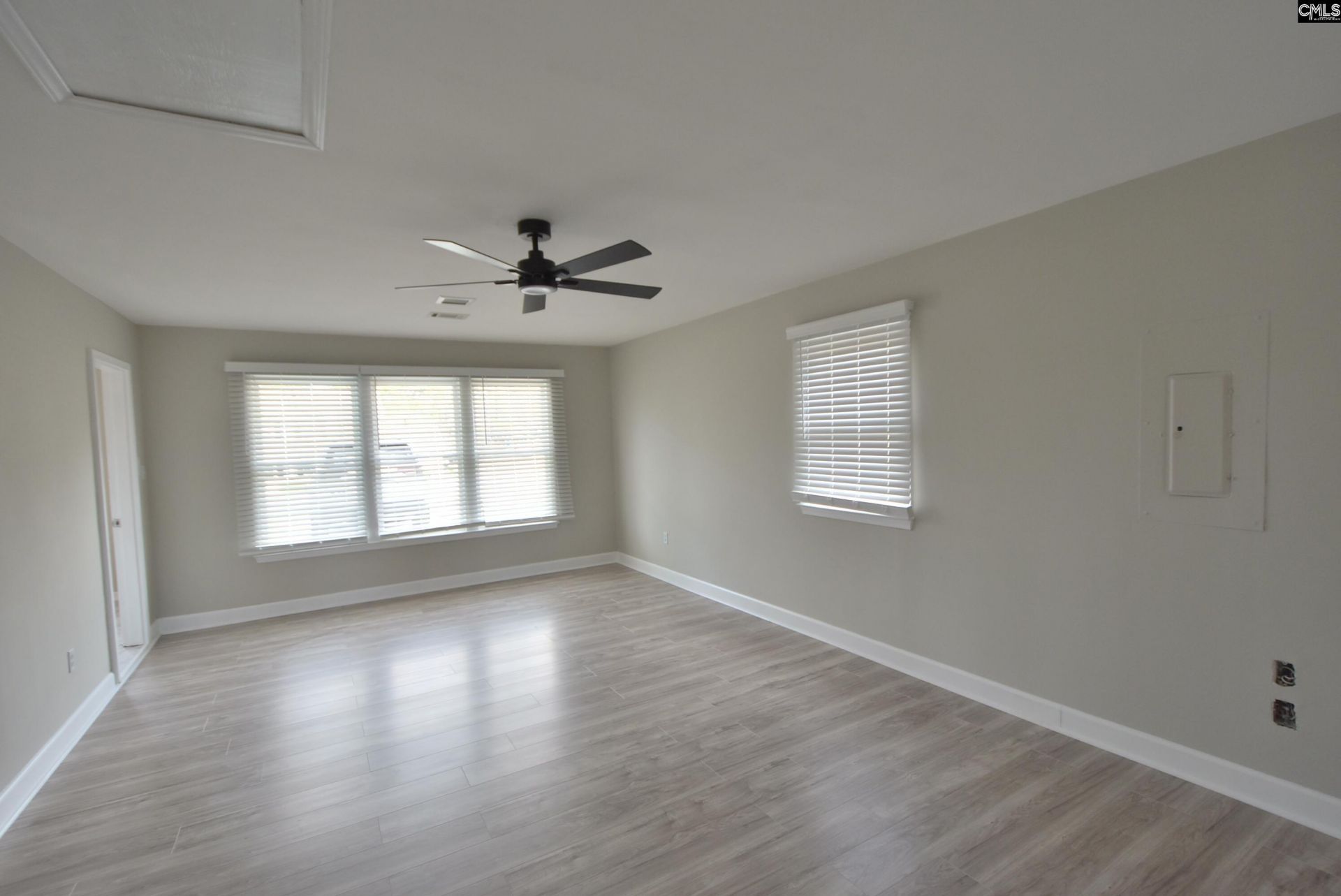 220 N Chateau Drive  Photo 17