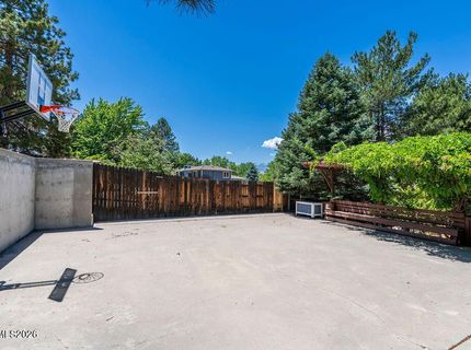 2450 Sequoia Lane, Reno, NV 89502 Photo