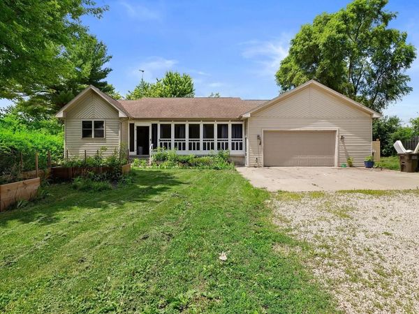 N6515 Aspen ROAD, Elkhorn, WI 53121