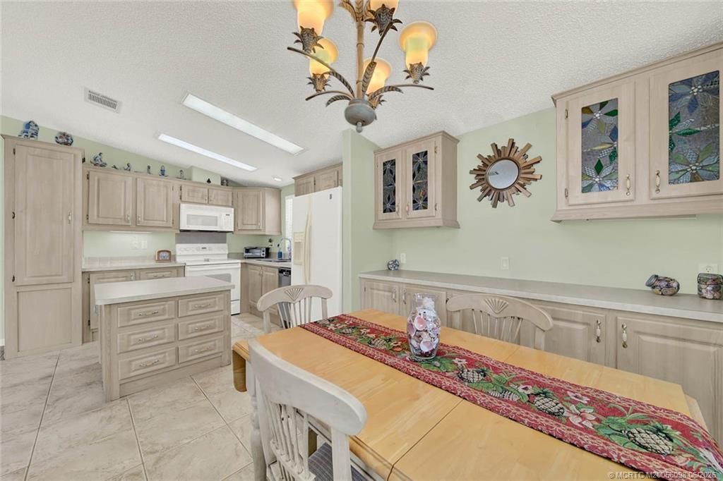 10725 S Ocean Drive , Unit 410, Jensen Beach, FL 34957 Photo