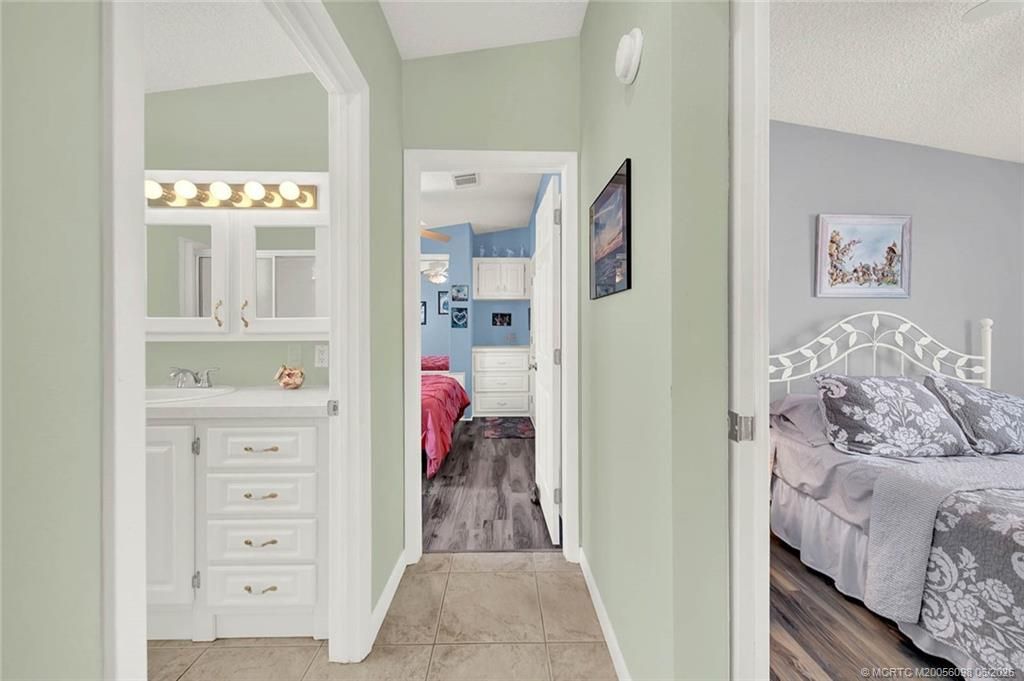 10725 S Ocean Drive , Unit 410, Jensen Beach, FL 34957 Photo