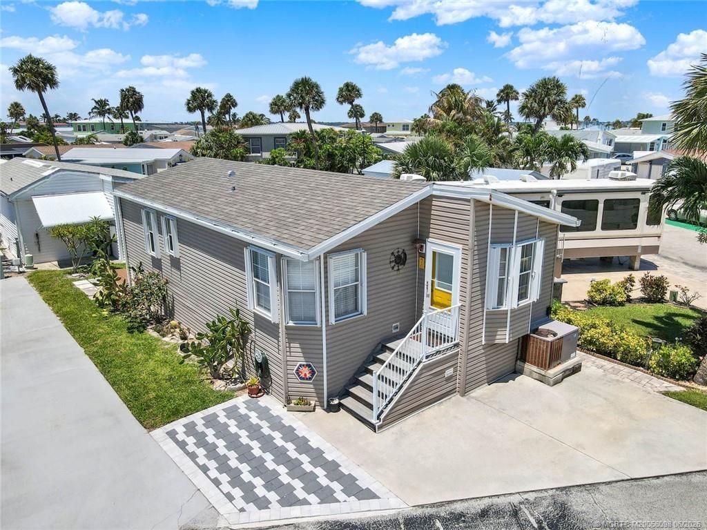 10725 S Ocean Drive , Unit 410, Jensen Beach, FL 34957 Photo