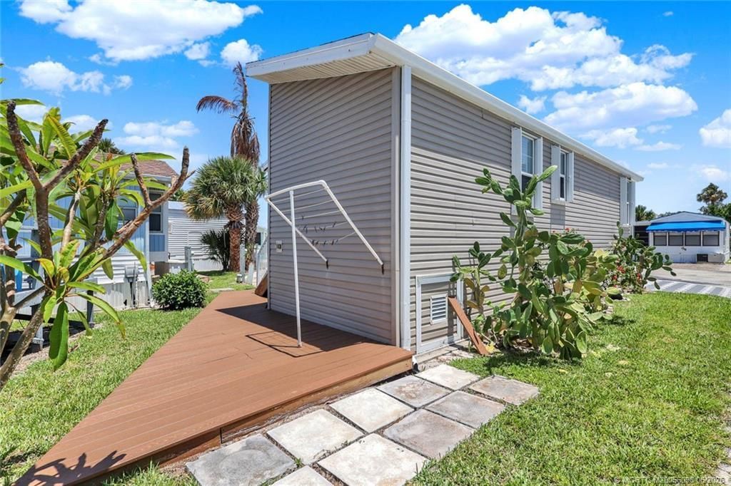 10725 S Ocean Drive , Unit 410, Jensen Beach, FL 34957 Photo