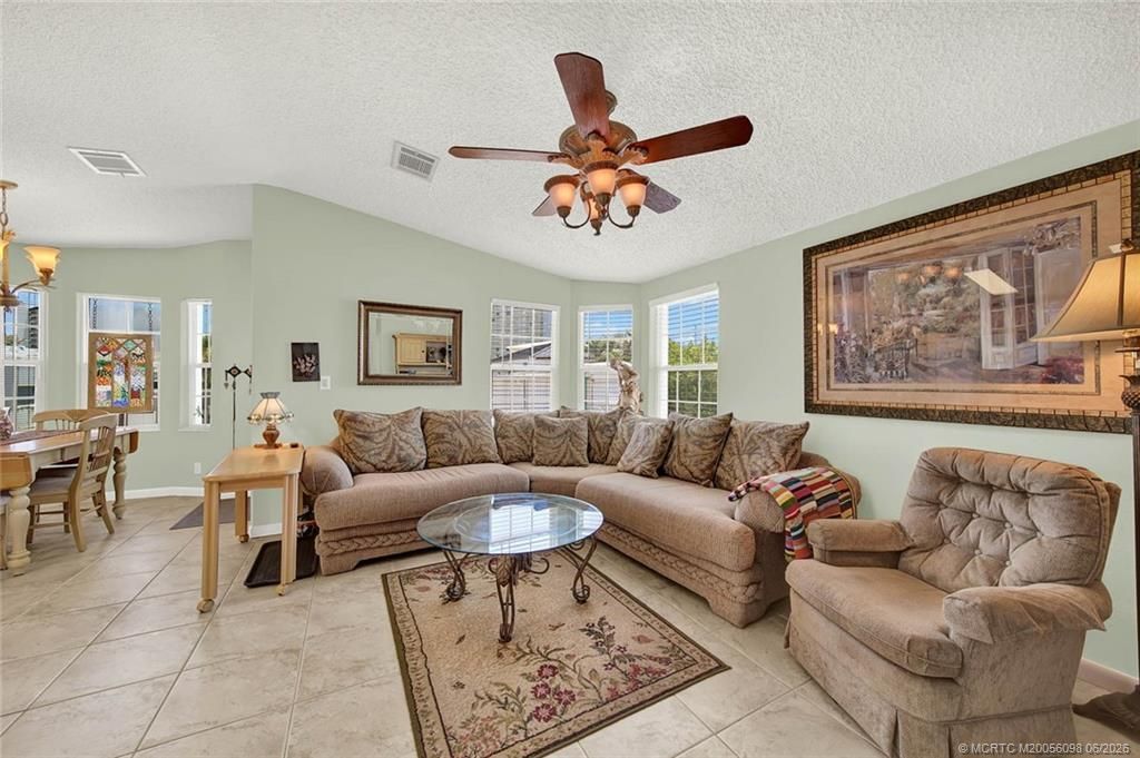 10725 S Ocean Drive , Unit 410, Jensen Beach, FL 34957 Photo
