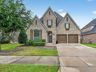 5683 Dashingly Drive, Frisco, TX 75036