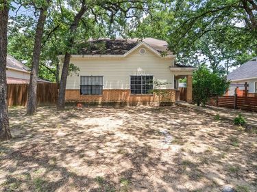 10323 Budtime Lane , Dallas, TX 75217