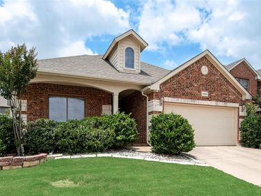 10005 Butte Meadows Drive, Fort Worth, TX 76177