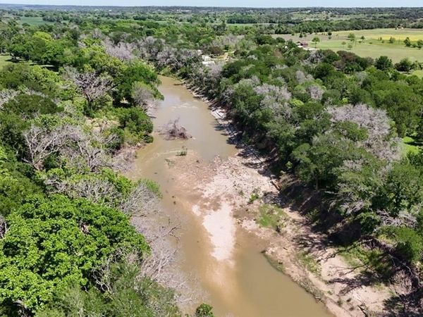 2031-02 County Road 3310 , Valley Mills, TX 76689