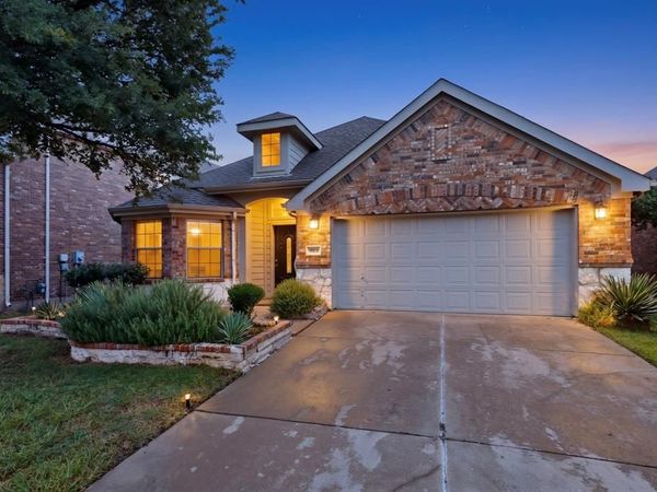 905 Lake Grove Drive, Little Elm, TX 75068