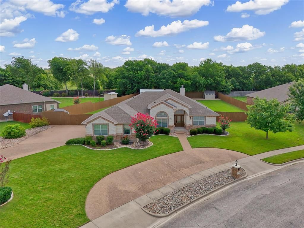 910 Springdale Lane, Lorena, TX 76655 Main Photo