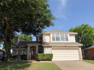 8316 Auburn Drive, Fort Worth, TX 76123