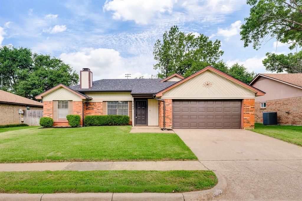 3005 Richwood Circle, Bedford, TX 76021 Main Photo