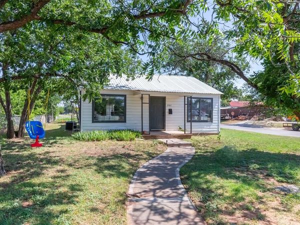 2302 N 18th Street, Abilene, TX 79603
