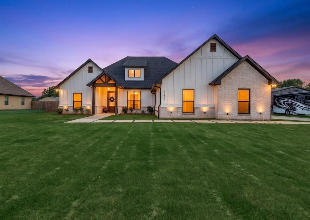 12432 Maplewood Drive, Lindale, TX 75771 Main Photo