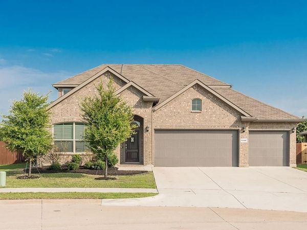 1140 Donnington Trail, Saginaw, TX 76131