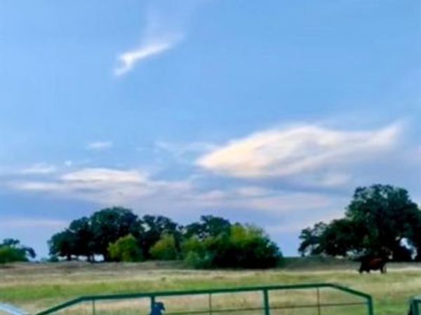 2186 Gilliland Road , Springtown, TX 76082
