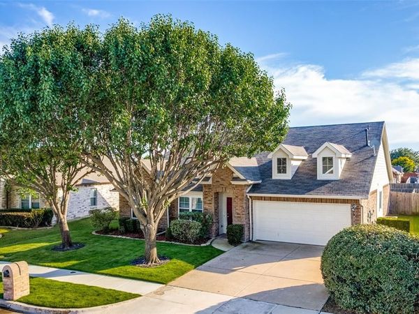 5839 Twilight Drive, Grand Prairie, TX 75052