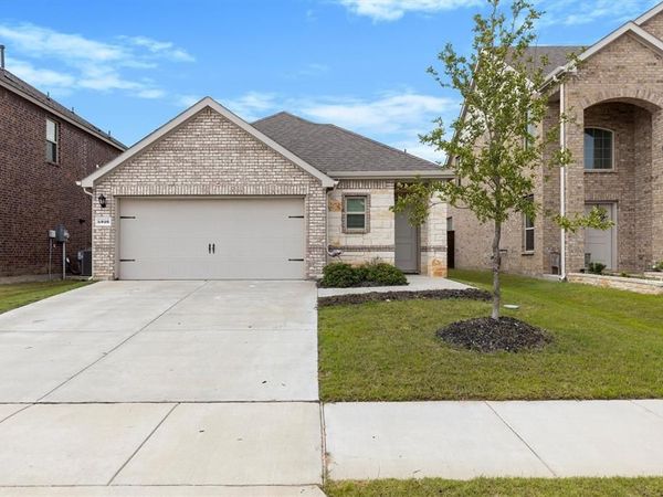 3916 Oak Creek Circle, Denison, TX 75020